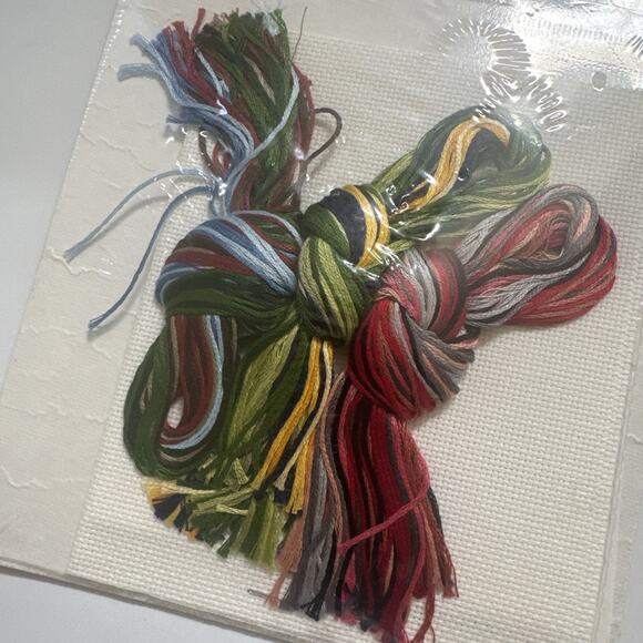 NEW Sealed Vintage Heirloom Treasure 5251 Seed Packets Cross Stitch Kit - Picture 6 of 8